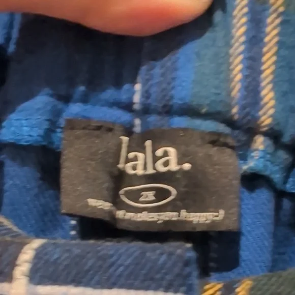Dressed in LALA 2X blue plaid trousers - Picture 4 of 6